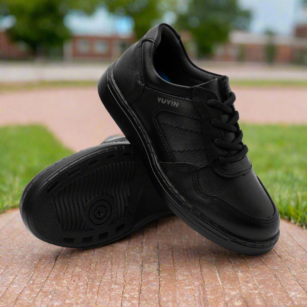 Zapato escolar para niños marca Yuyin 25440