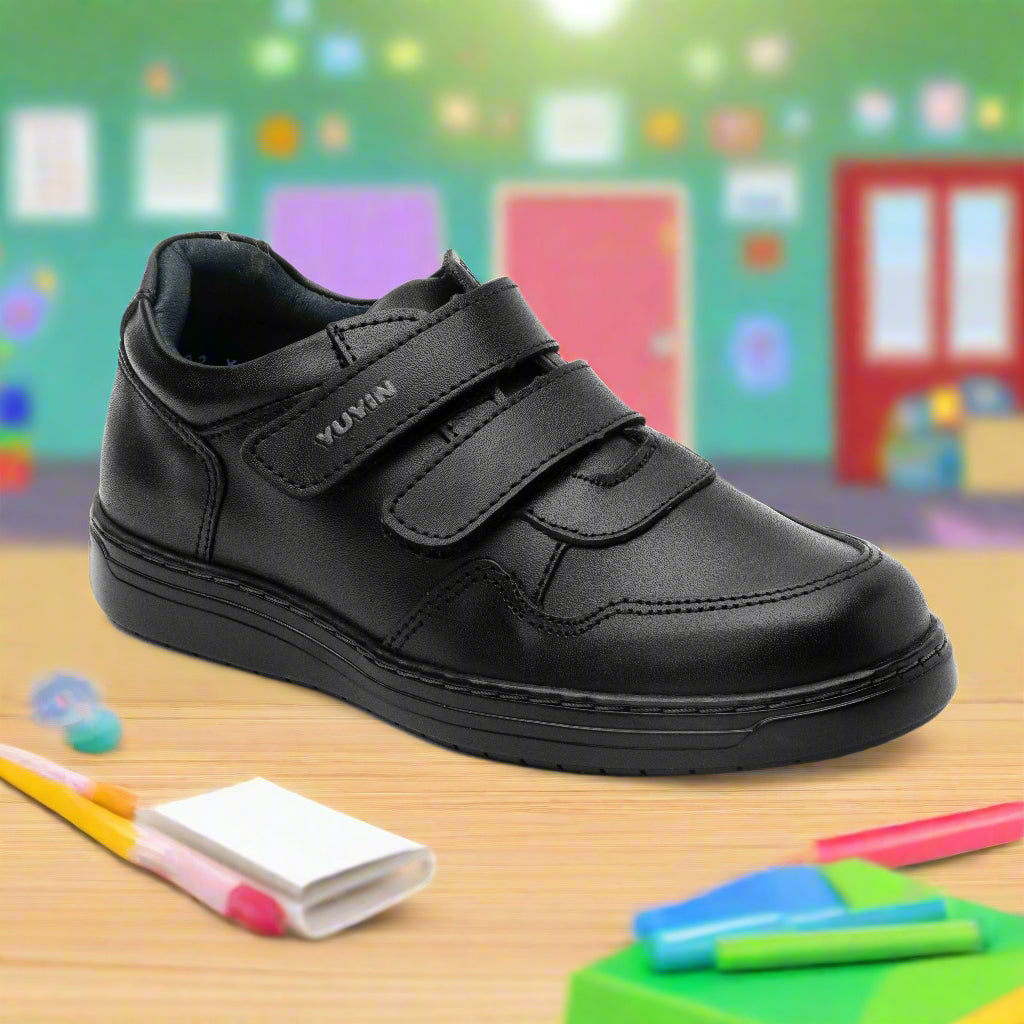 Zapato escolar para niños marca Yuyin 25441