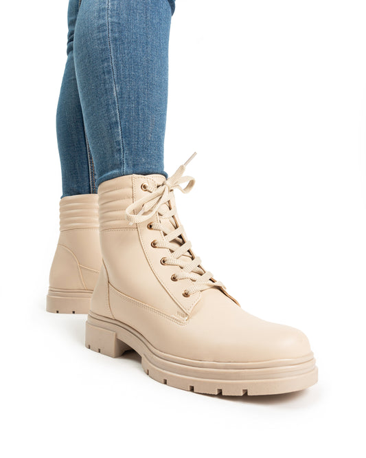 Bota tipo Combat en Color Avena para Dama Greenlove 93140