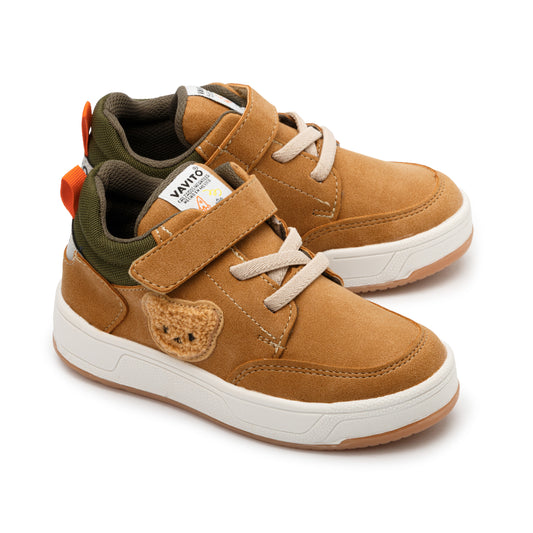 Tenis casual color camel para niño marca Vavito VA 333589 ST