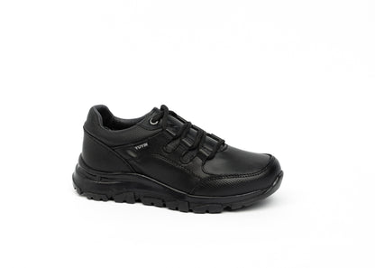 Zapato Escolar en Color Negro con Agujeta para Niño Marca Yuyin 22110