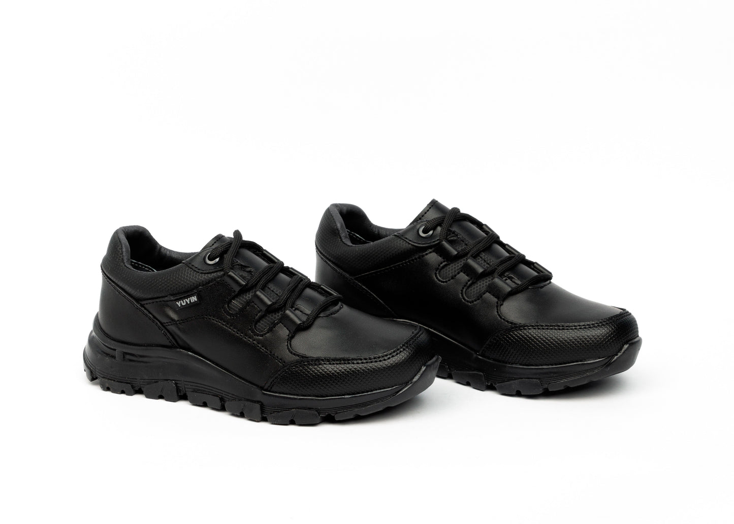 Zapato Escolar en Color Negro con Agujeta para Niño Marca Yuyin 22110